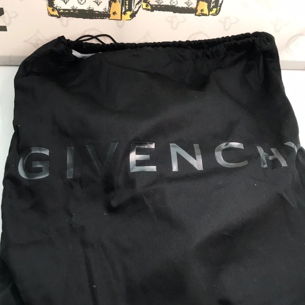 New Givenchy Black G-Shopper Mini Tote Bag Open Top Authentic”